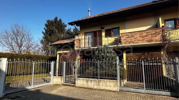 casa indipendente in vendita a Settimo Torinese in zona Mezzi Po