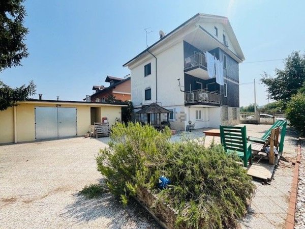 esavano in vendita a Settimo Torinese