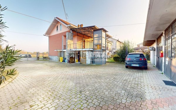 casa indipendente in vendita a Settimo Torinese in zona Le Villette