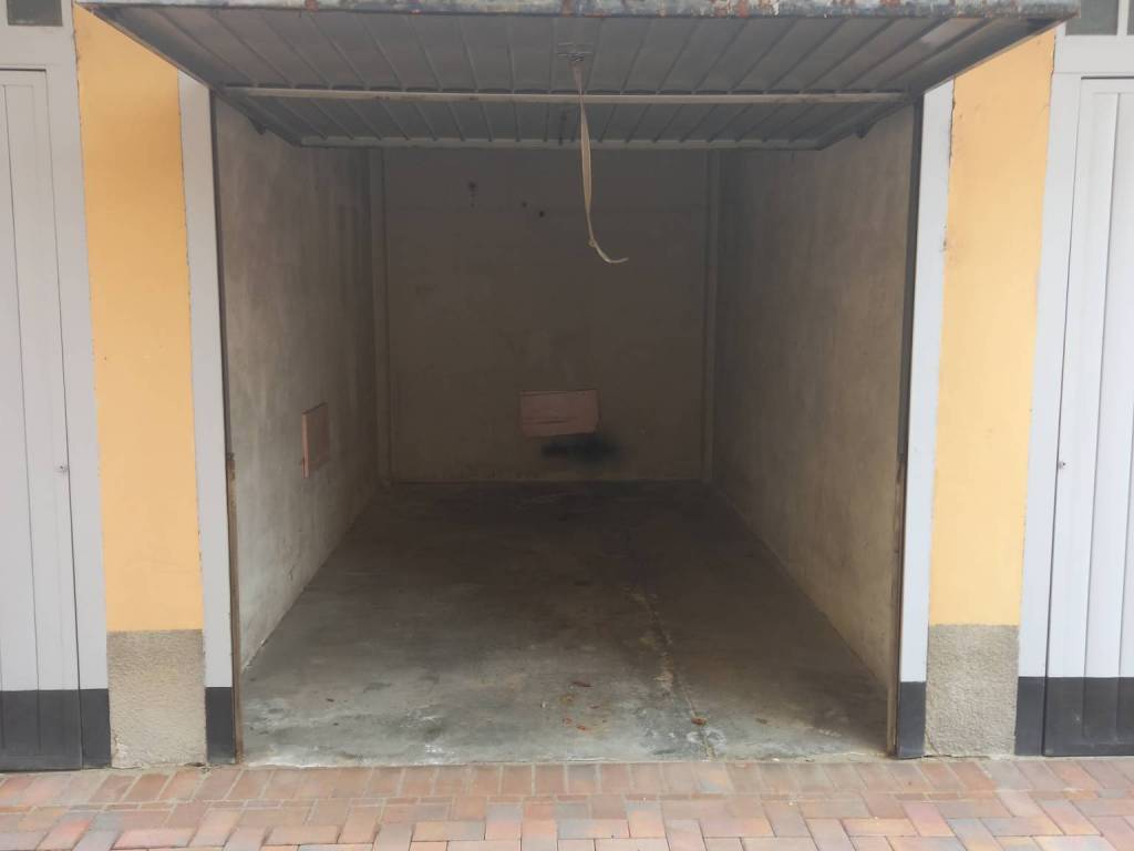 box auto in vendita a Settimo Torinese