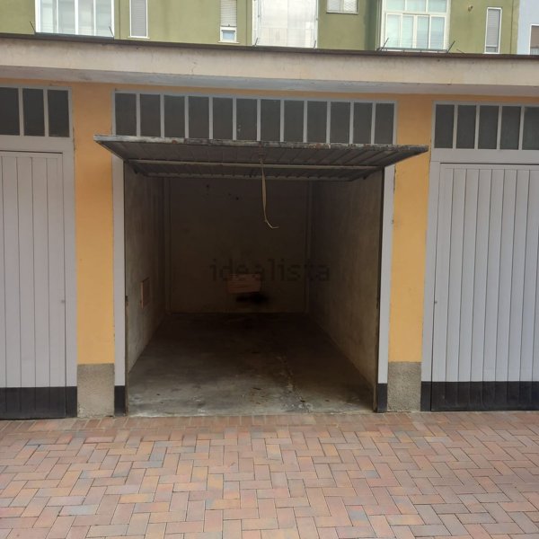 box auto in vendita a Settimo Torinese