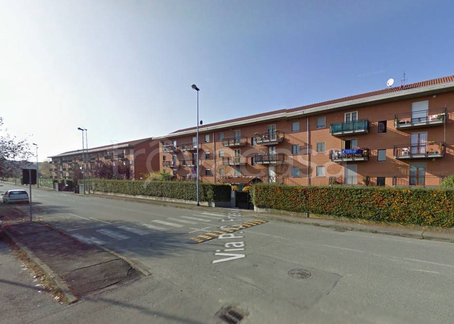 locale di sgombero in vendita a Settimo Torinese in zona Le Villette
