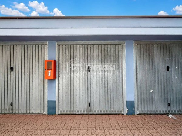box auto in vendita a Settimo Torinese in zona Le Villette