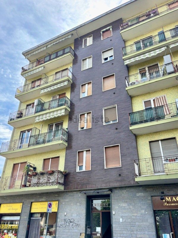 locale commerciale in vendita a Settimo Torinese