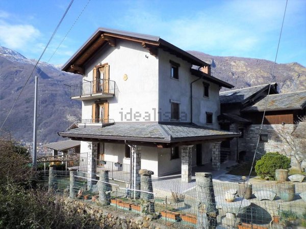 casa indipendente in vendita a Settimo Vittone in zona Torre Daniele