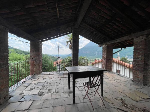 casa indipendente in vendita a Settimo Vittone