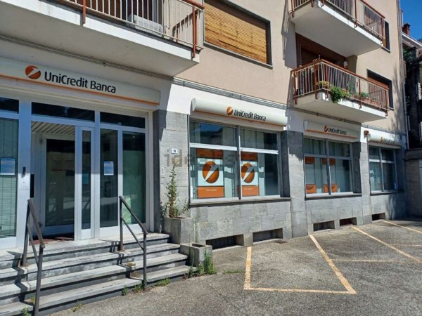 ufficio in vendita a Settimo Vittone