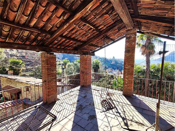 casa indipendente in vendita a Settimo Vittone