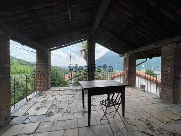 casa indipendente in vendita a Settimo Vittone