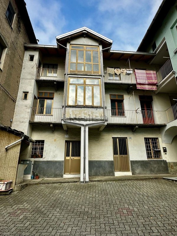 casa indipendente in vendita a Settimo Vittone