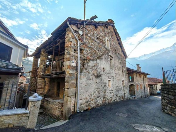 quadrivano in vendita a Settimo Vittone in zona Cesnola