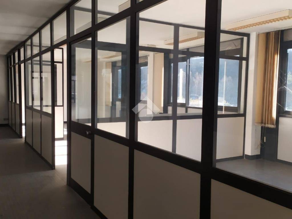 ufficio in vendita a Sparone
