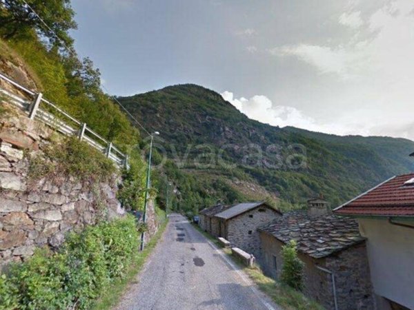 appartamento in vendita a Sparone