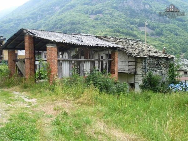 appartamento in vendita a Sparone