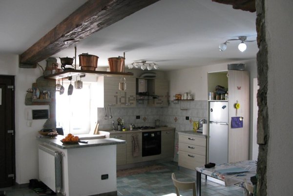 appartamento in vendita a Sparone