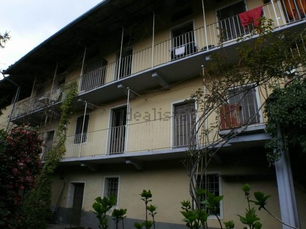 casa indipendente in vendita a Strambinello