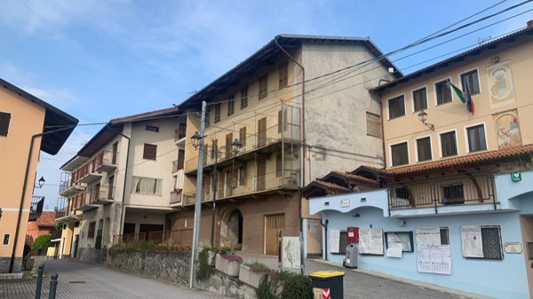 appartamento in vendita a Strambinello