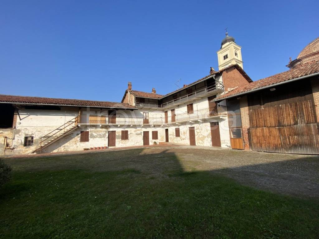 casa indipendente in vendita a Strambino in zona Carrone
