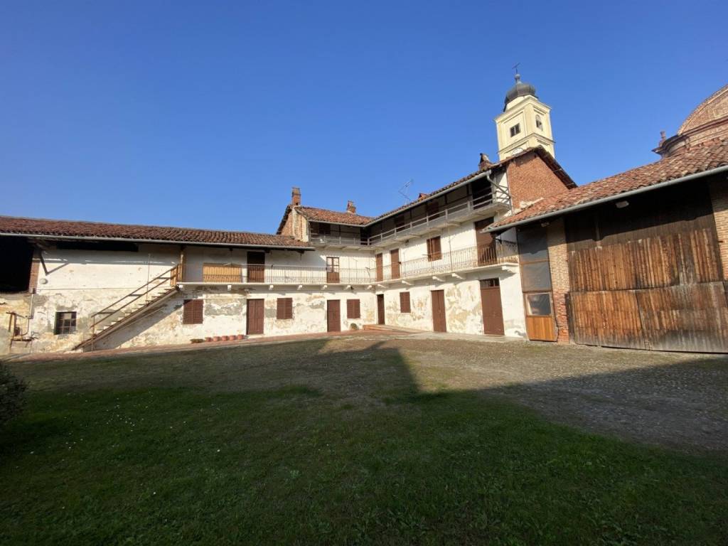 casa indipendente in vendita a Strambino in zona Carrone