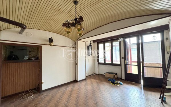 casa indipendente in vendita a Strambino