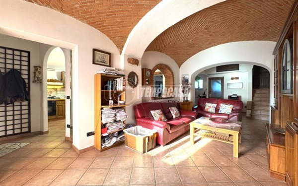 casa indipendente in vendita a Strambino in zona Realizio