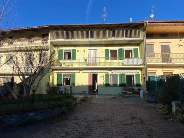 casa indipendente in vendita a Strambino in zona Cerone