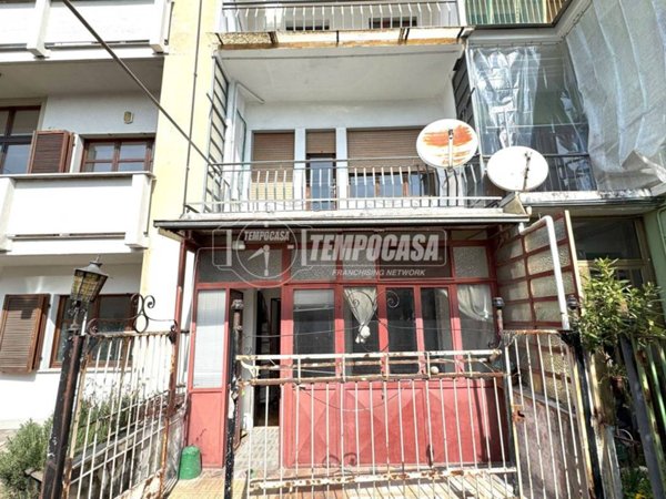 casa indipendente in vendita a Strambino