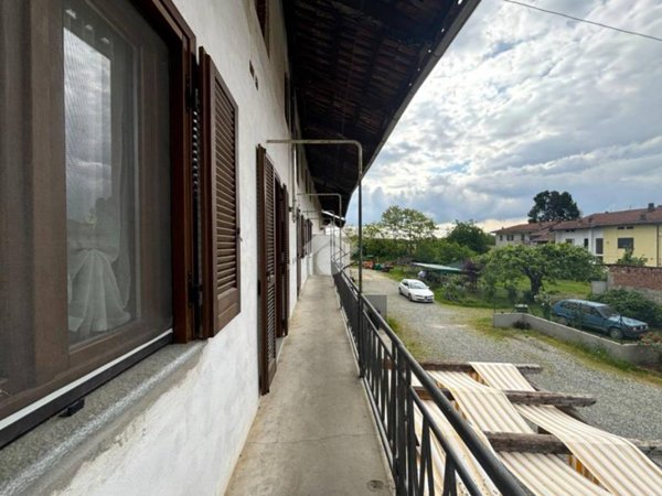 appartamento in vendita a Strambino in zona Carrone