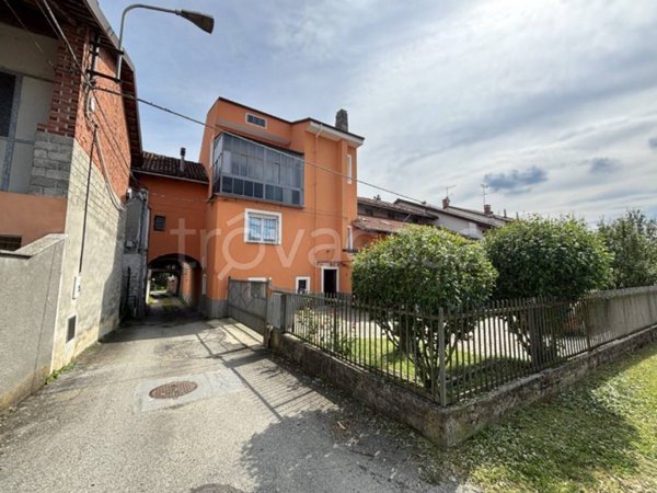 casa indipendente in vendita a Strambino in zona Carrone
