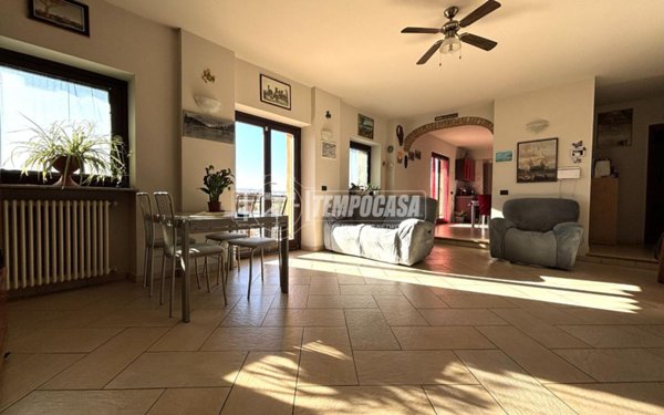 casa indipendente in vendita a Strambino in zona Crotte