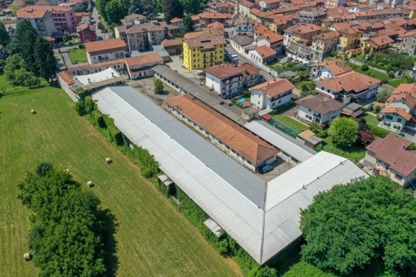 capannone in vendita a Strambino