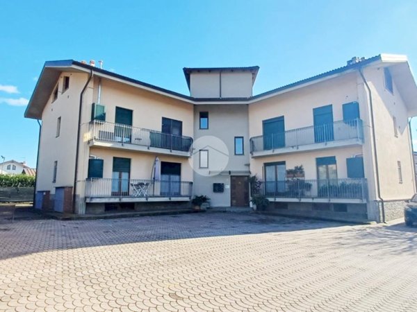 appartamento in vendita a Strambino in zona Cerone