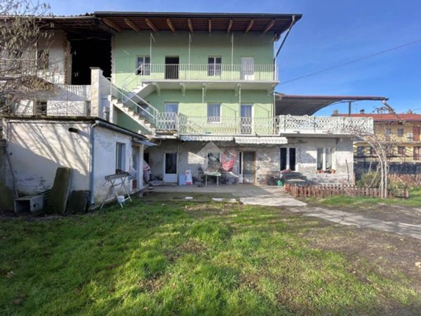 casa indipendente in vendita a Strambino in zona Cerone