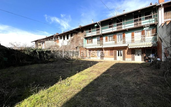 casa indipendente in vendita a Strambino in zona Crotte