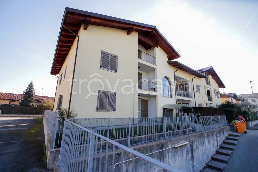 appartamento in vendita a Strambino