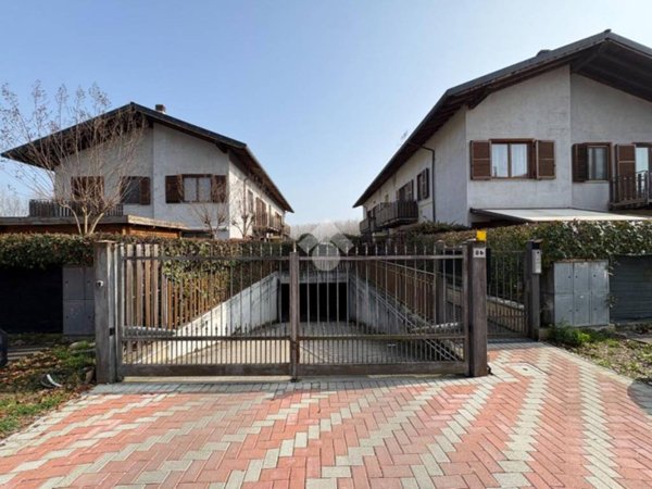 appartamento in vendita a Strambino in zona Cerone