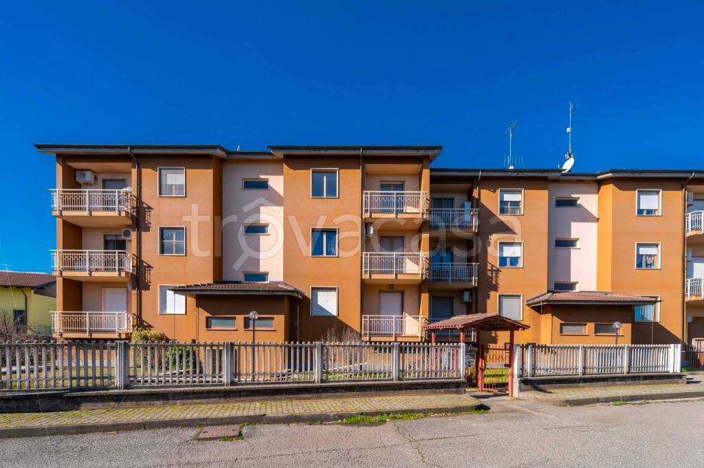 appartamento in vendita a Strambino