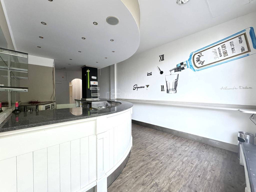 negozio in vendita a Strambino