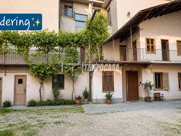 casa indipendente in vendita a Strambino