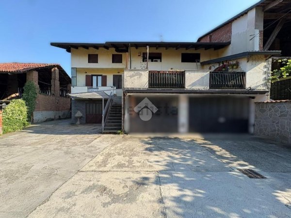 casa semindipendente in vendita a Strambino in zona Crotte