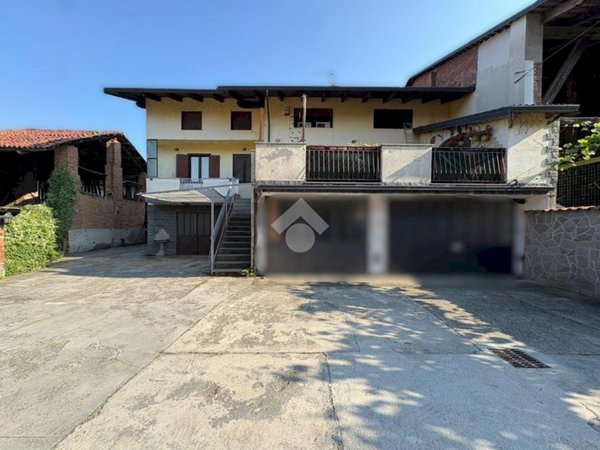 casa semindipendente in vendita a Strambino in zona Crotte