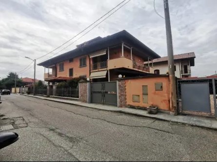 appartamento in vendita a Strambino