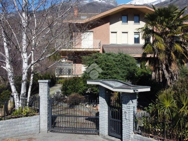 appartamento in vendita a Susa