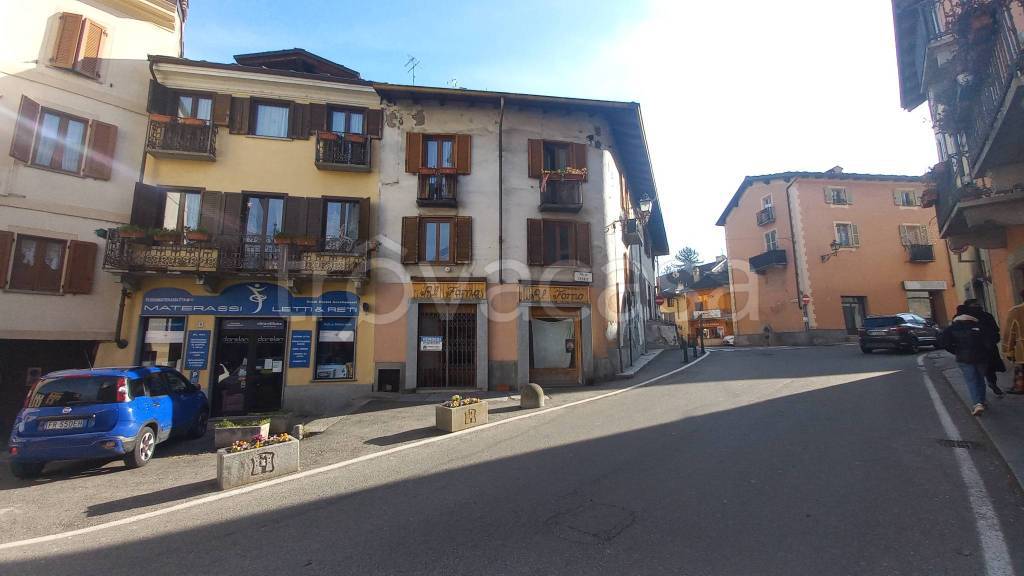 quadrivano in vendita a Susa