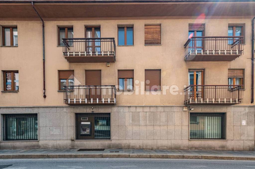 negozio in vendita a Susa