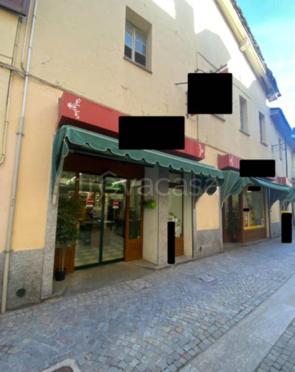 negozio in vendita a Susa