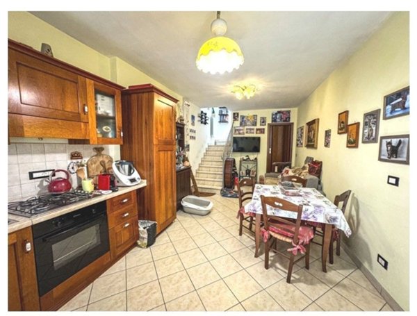 casa indipendente in vendita a Susa