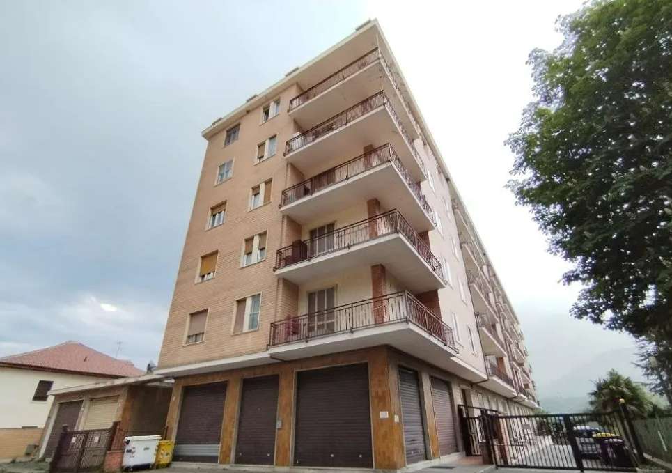 negozio in vendita a Susa