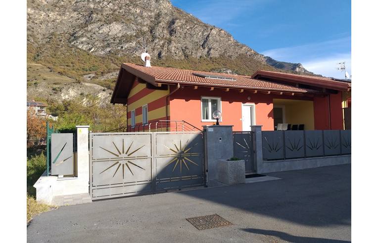 casa indipendente in vendita a Susa