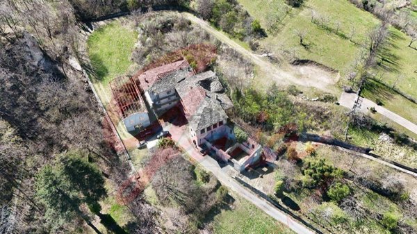 casa indipendente in vendita a Susa